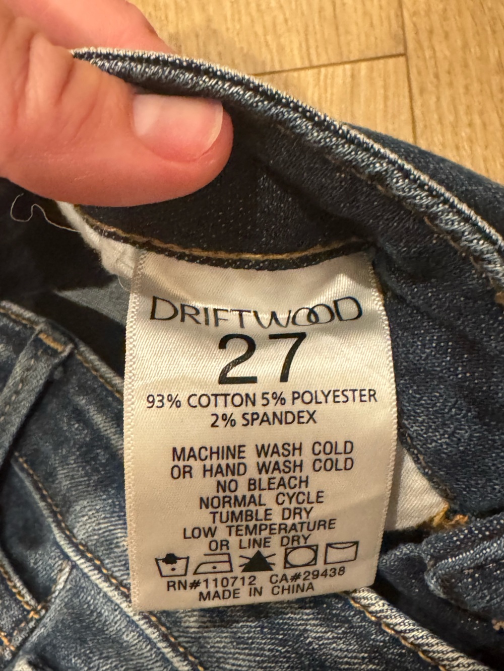 Driftwood Farrah embroidered flare jeans - Picture 4 of 5